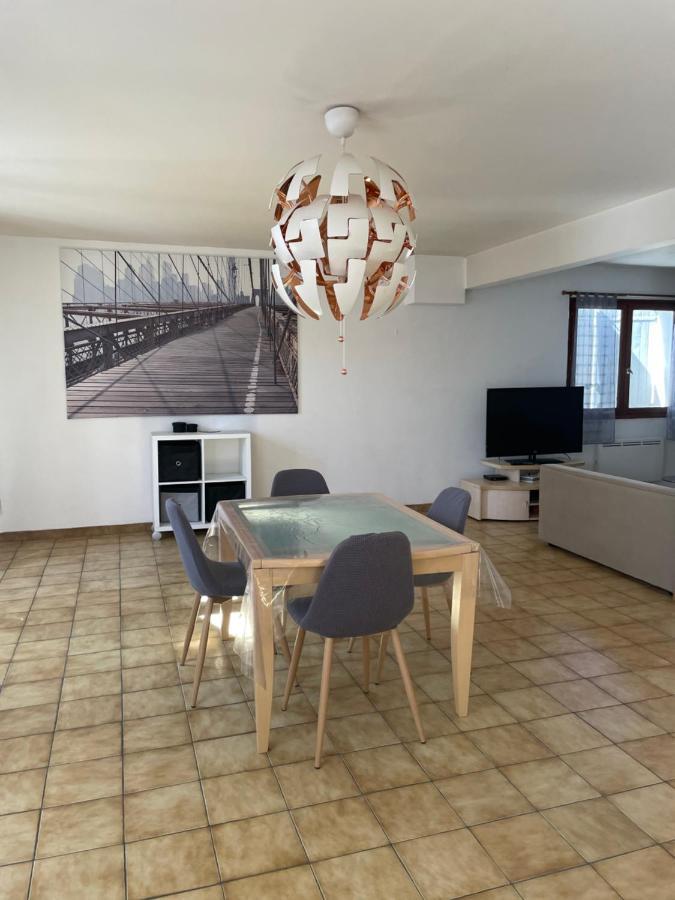 Appartement 110M2 A 2 Km De La Plage De St Georges De Didonne Saint-Georges-de-Didonne Exteriör bild
